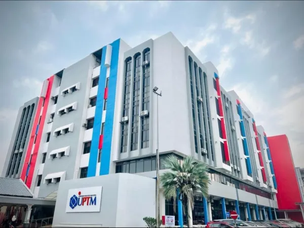 Universiti Poly-Tech Malaysia (UPTM) 